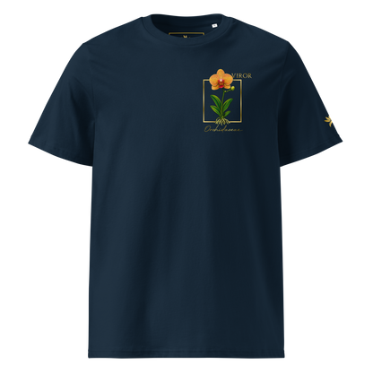 T-shirt bleu en coton biologique avec un imprimé "pocket print" représentant une orchidée Orchidaceae détaillée dans un cadre doré avec le logo VIROR.